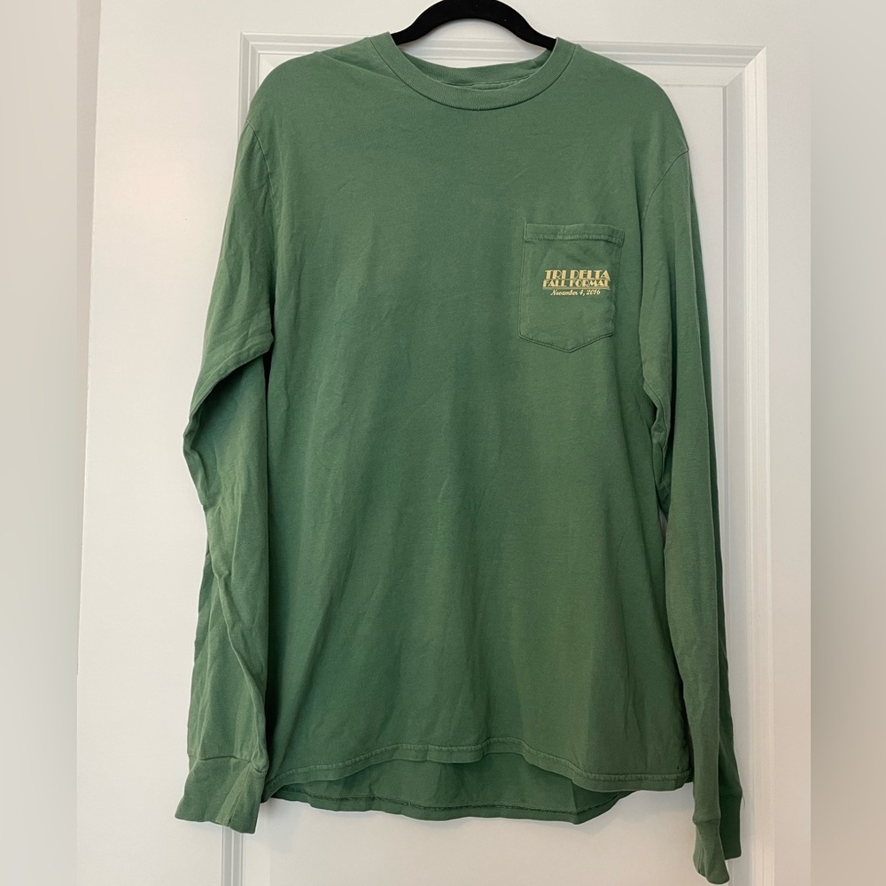 Women’s Tri Delta Fall Formal Long Sleeve Shirt